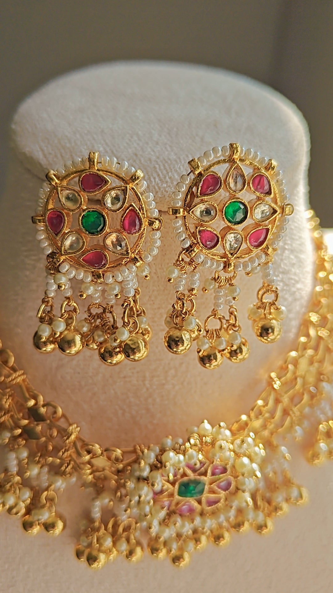 Jadau Kundan Pearl Choker Set