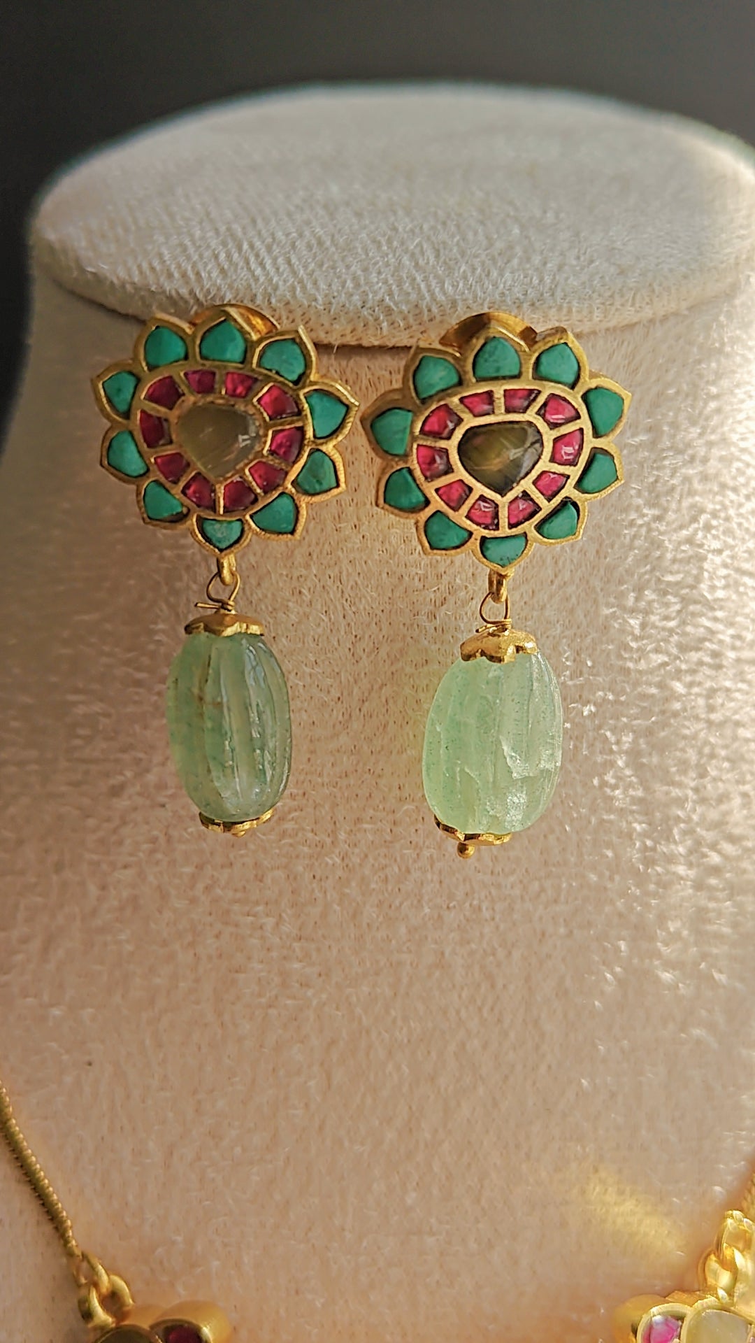 Jadau Kundan Choker Set