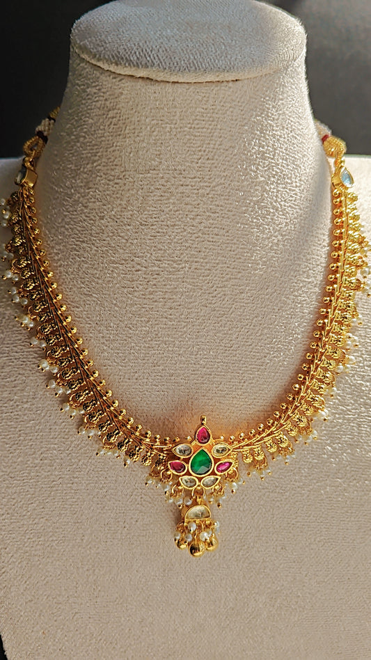 Jadau Kundan Choker Set