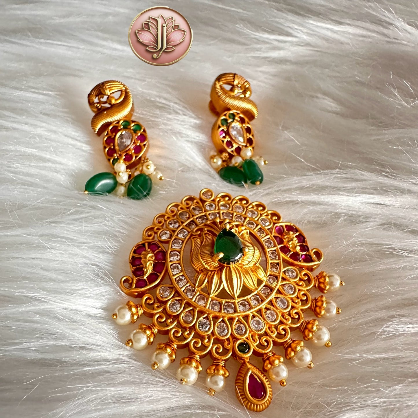 Nakshi Lotus Pendant Set