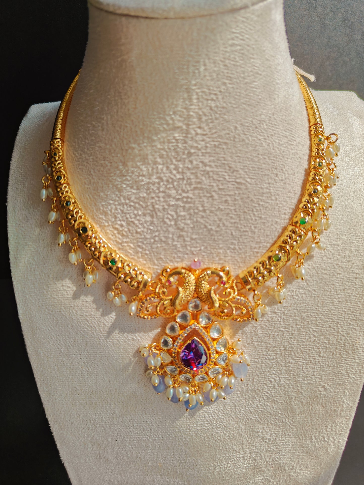 CZ Kante with Purple Stones, White Stones &amp; Pearls – With Earrings